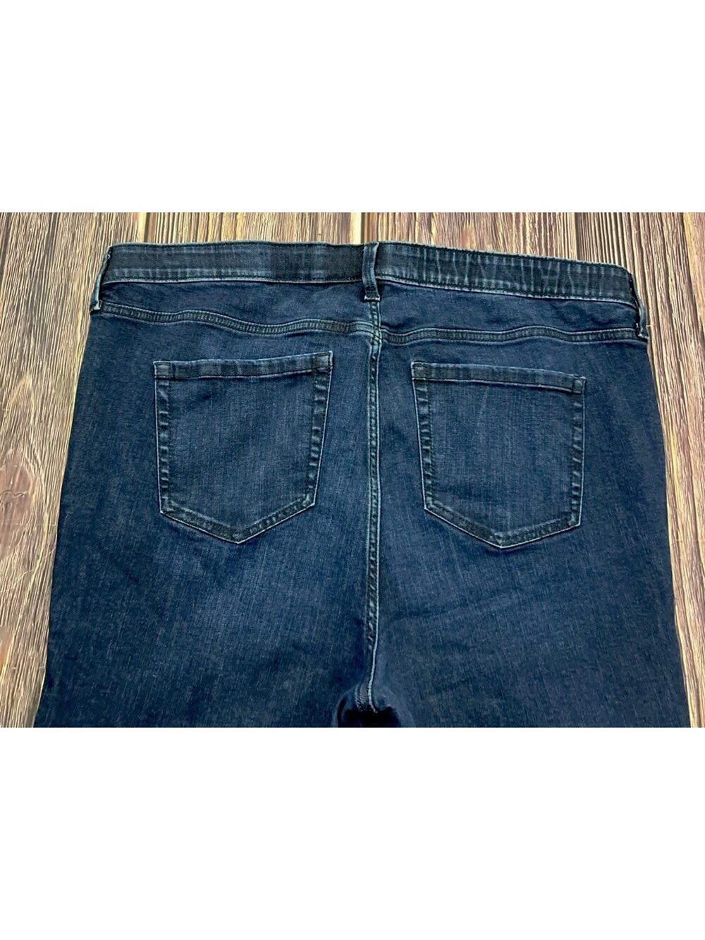 🌺 Torrid Sky High Kick Boot Super Soft Dark Wash Blue Jeans Womens Size 18R